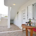 Apartment House Agradable *