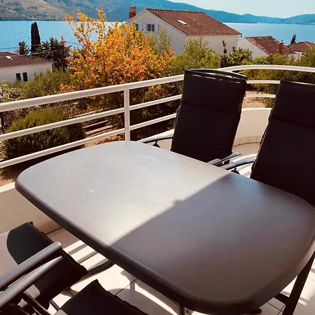 Apartment House Agradable